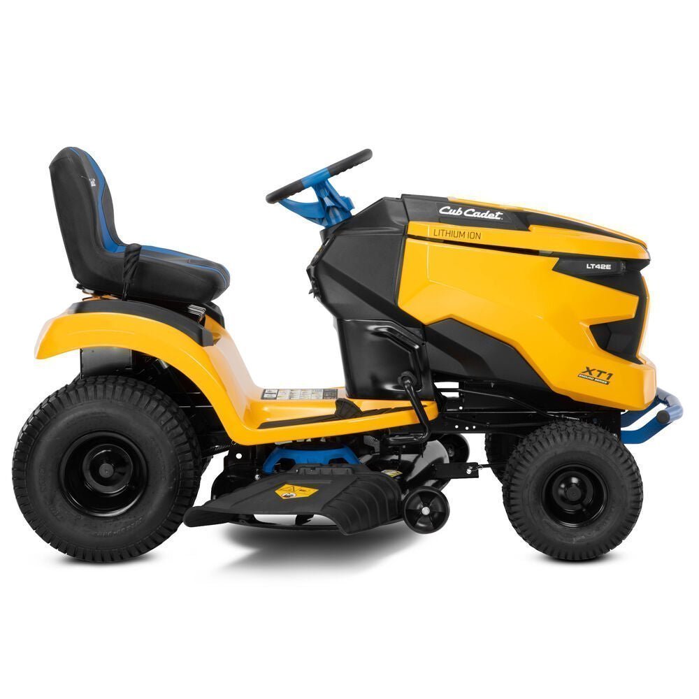 Cub_Cadet_XT1LT42E_2000x20000_3.jpg